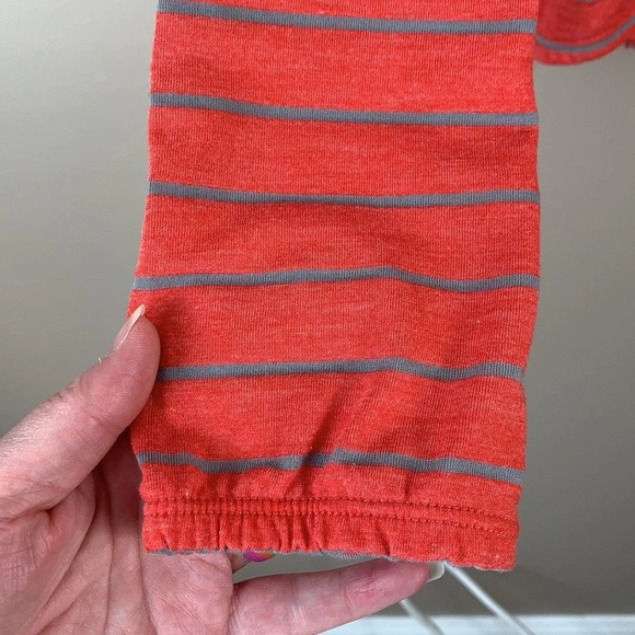 NWT Oakley pinkish orange striped long sleeve top sz sm - Picture 6 of 7